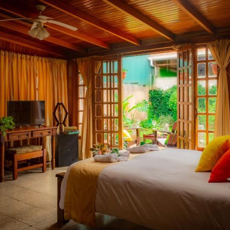 Turrialba Bed & Breakfast Exteriör bild