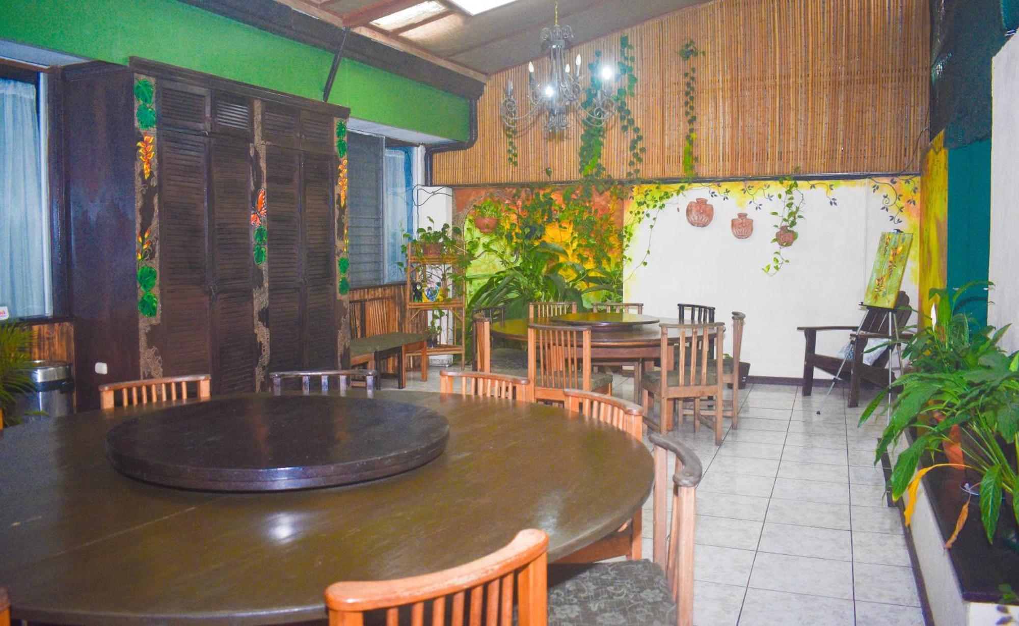 Turrialba Bed & Breakfast Exteriör bild