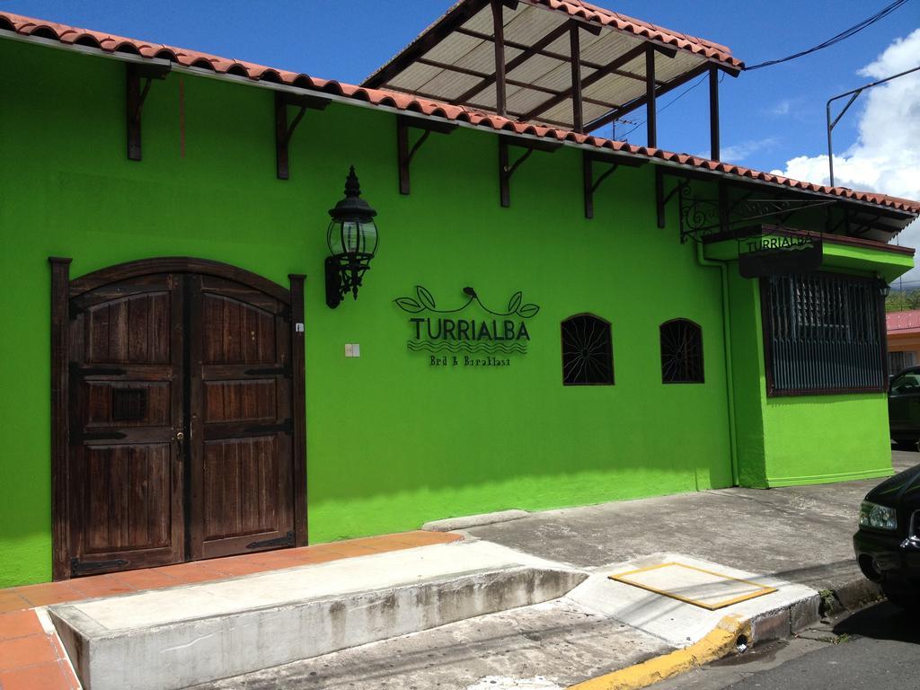 Turrialba Bed & Breakfast Exteriör bild
