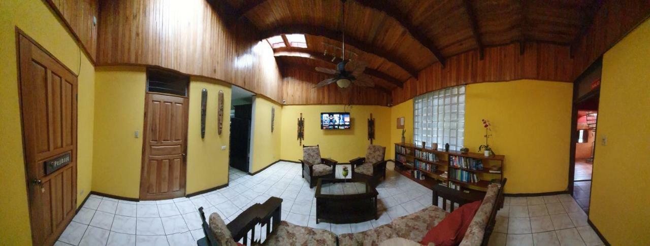 Turrialba Bed & Breakfast Exteriör bild