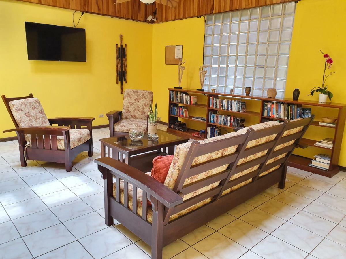 Turrialba Bed & Breakfast Exteriör bild