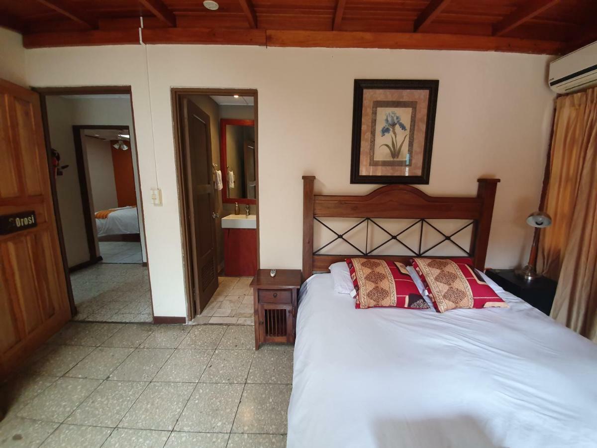 Turrialba Bed & Breakfast Exteriör bild